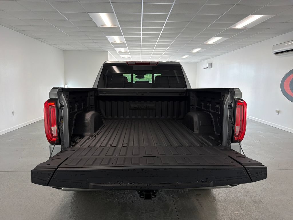New 2026 GMC Sierra 1500 SLT w/ SLT Premium Plus Package RWD image 8