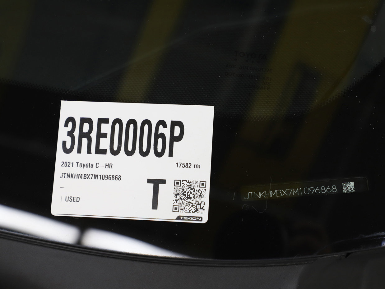 Used 2021 Toyota C-HR XLE FWD image 29