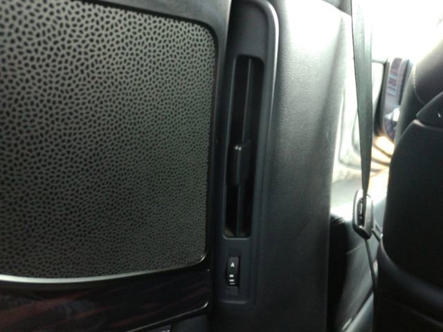 Used 2018 Lexus LS 500 w/ Interior Upgrade Package image 29