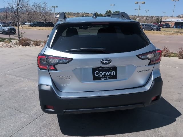 Used 2025 Subaru Outback Premium AWD/4WD image 8