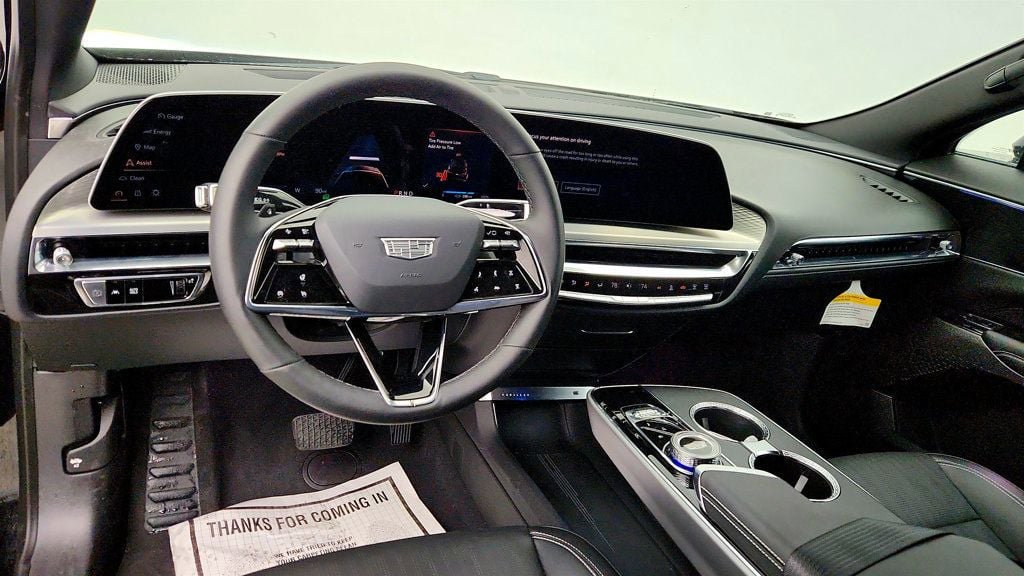 Used 2024 Cadillac Lyriq Luxury RWD image 12