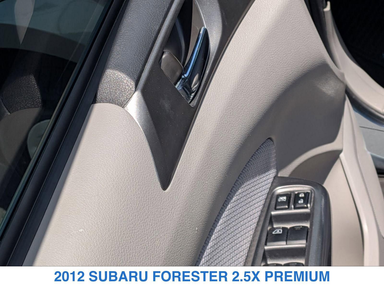 Used 2012 Subaru Forester 2.5X Premium w/ All-Weather Pkg AWD/4WD image 12