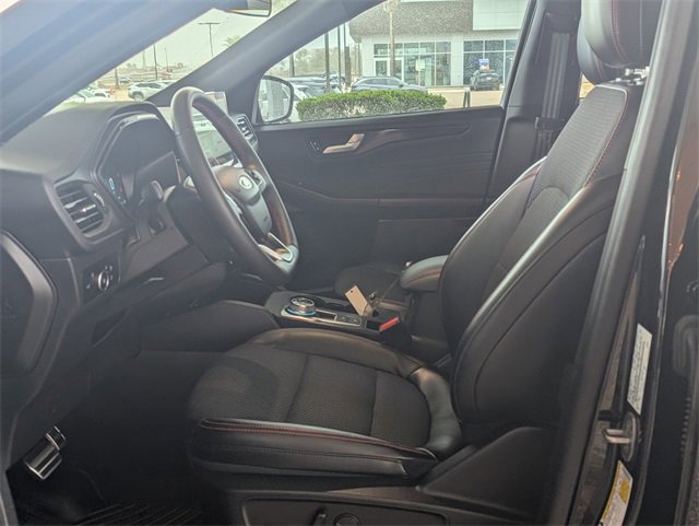 Used 2023 Ford Escape ST-Line Select w/ Tech Pack #2 image 12