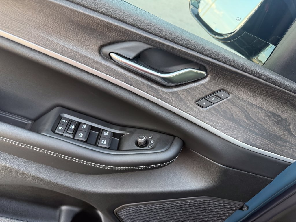 New 2026 Jeep Grand Cherokee Limited w/ Limited Altitude Package RWD image 6