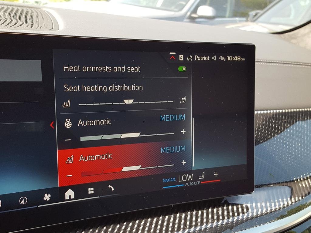 New 2026 BMW X7 M60i image 11