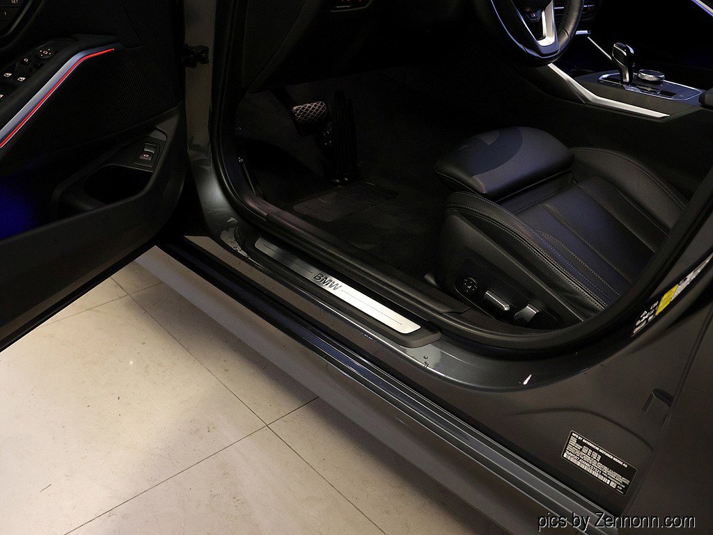 Certified 2022 BMW 330i xDrive Sedan w/ Premium Package 2 image 25