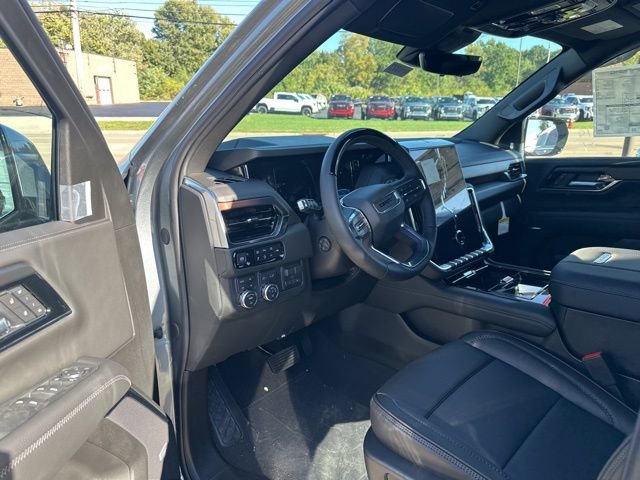 New 2026 GMC Yukon XL Denali w/ Denali Reserve Package image 17