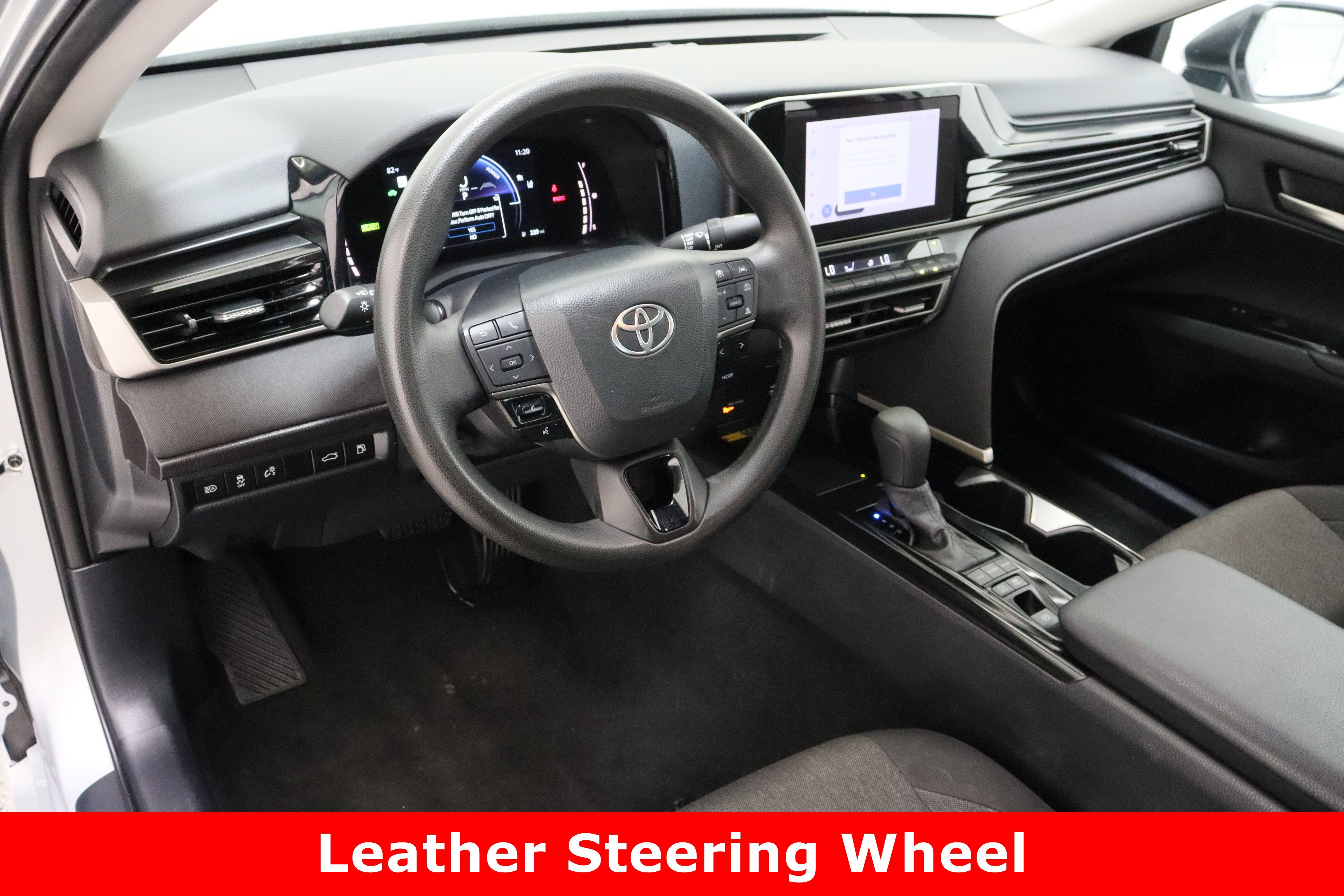 Used 2025 Toyota Camry LE FWD image 13