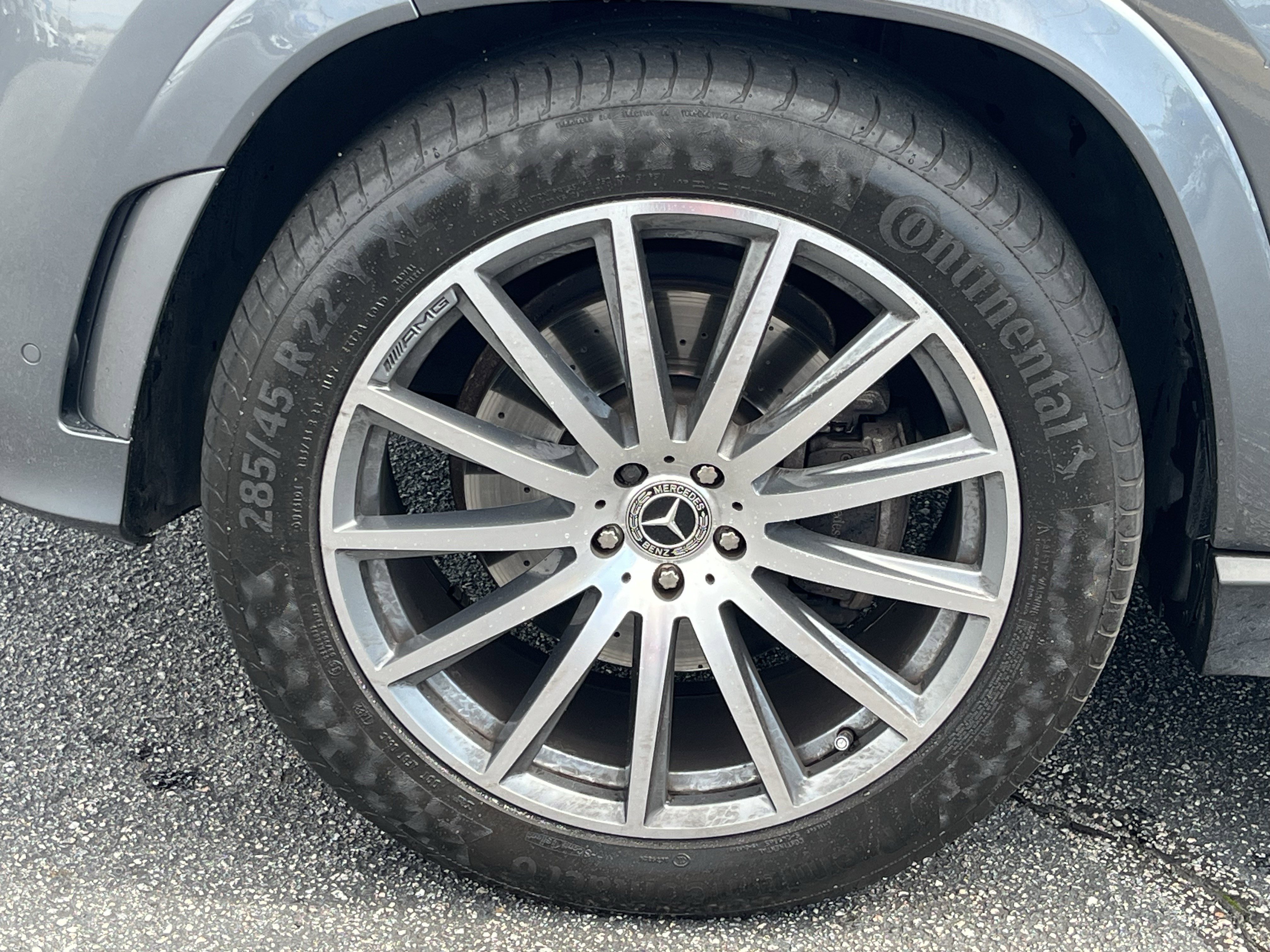 Used 2021 Mercedes-Benz GLS 580 4MATIC image 32