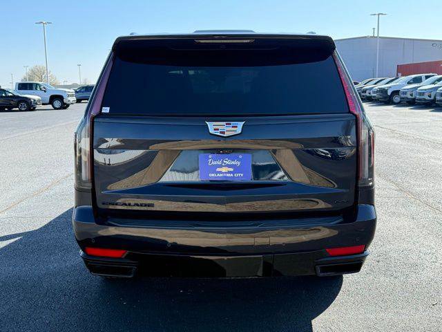 Used 2023 Cadillac Escalade ESV Sport w/ Touring Package AWD/4WD image 9