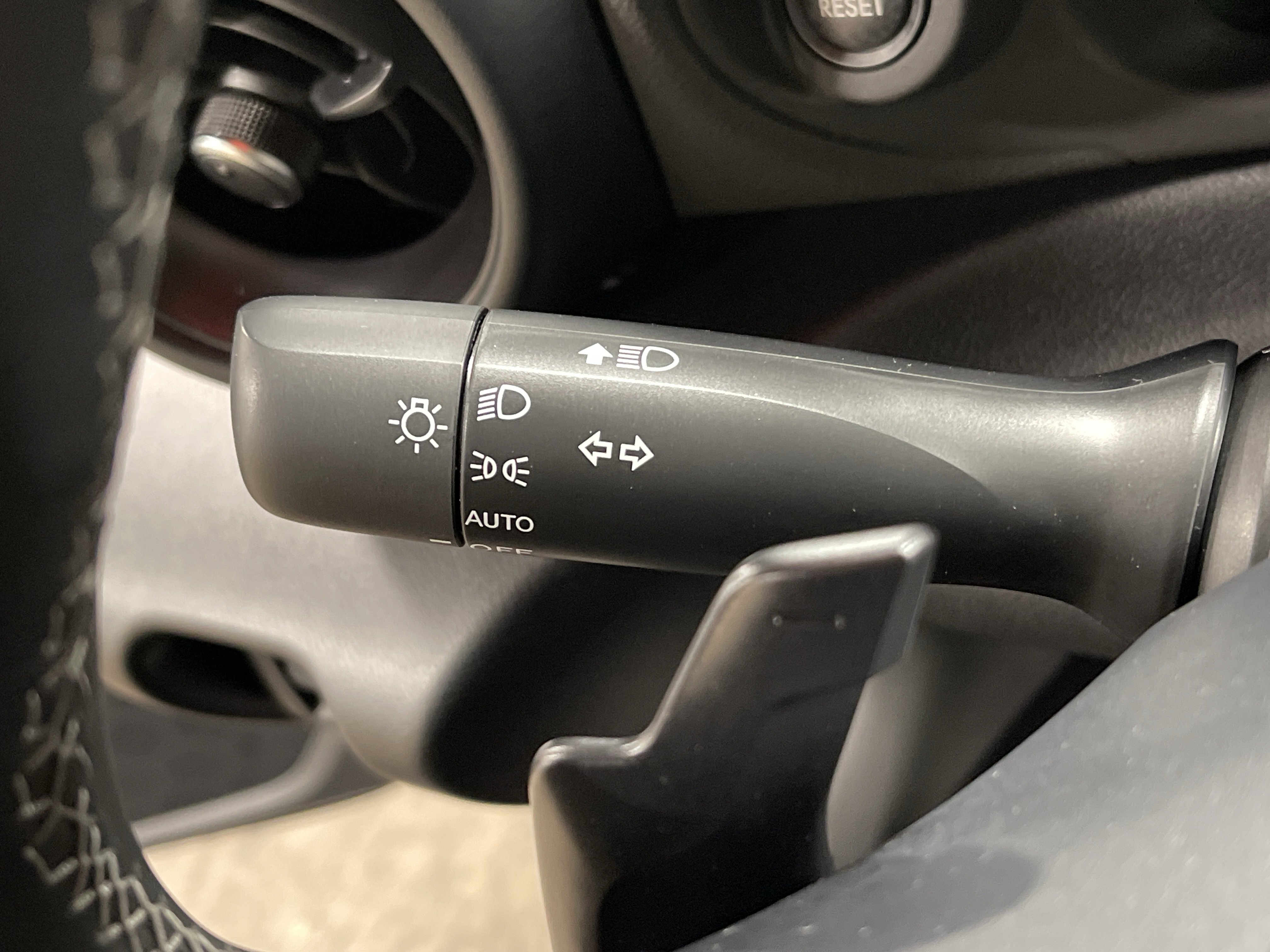 Used 2025 Toyota GR86 Premium w/ ALL Weather Mat Package (TMS) image 19