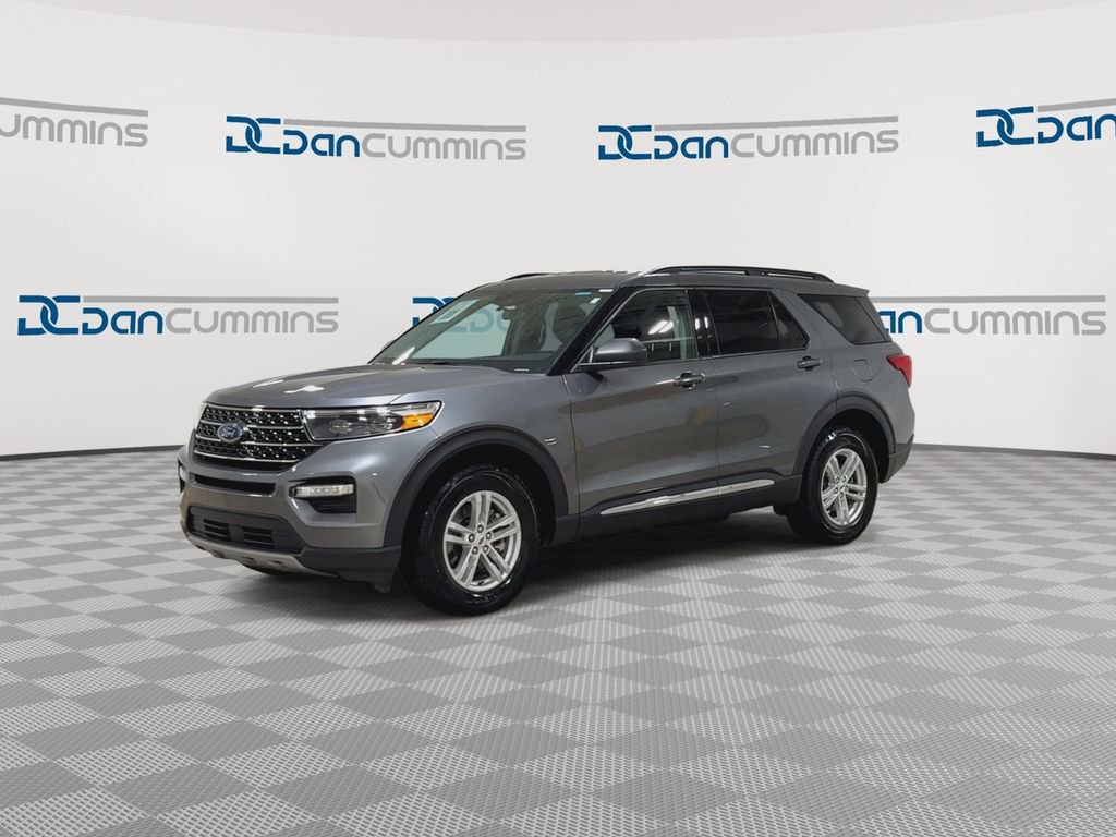 Used 2022 Ford Explorer XLT w/ Equipment Group 202A AWD/4WD image 4