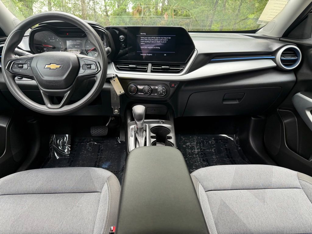 Used 2024 Chevrolet Trax LS image 12