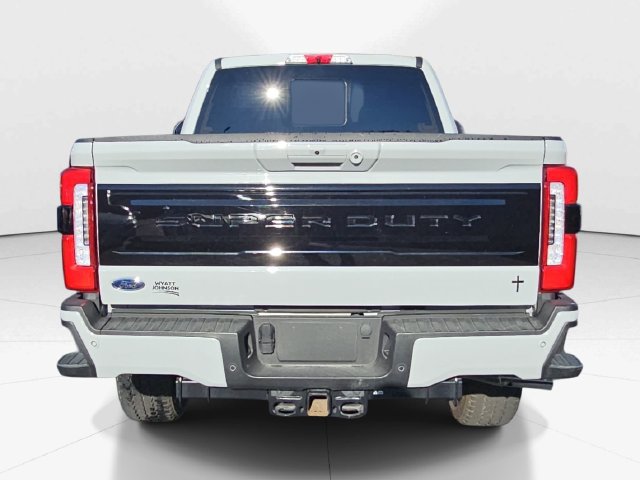Used 2026 Ford F250 Platinum AWD/4WD image 4