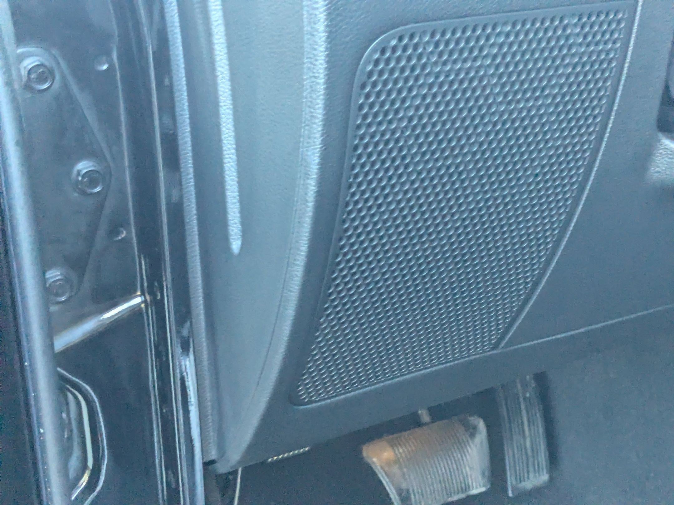 Used 2015 Jeep Wrangler Unlimited Sahara w/ Connectivity Group image 14