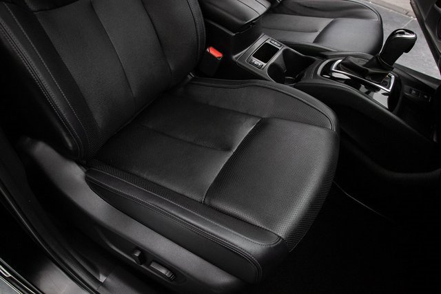 Used 2022 Nissan Rogue Sport SL w/ Premium Package image 17