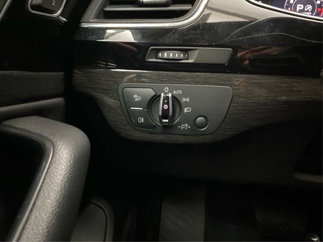 Used 2017 Audi Q7 2.0T Premium Plus w/ Premium Plus Package image 23