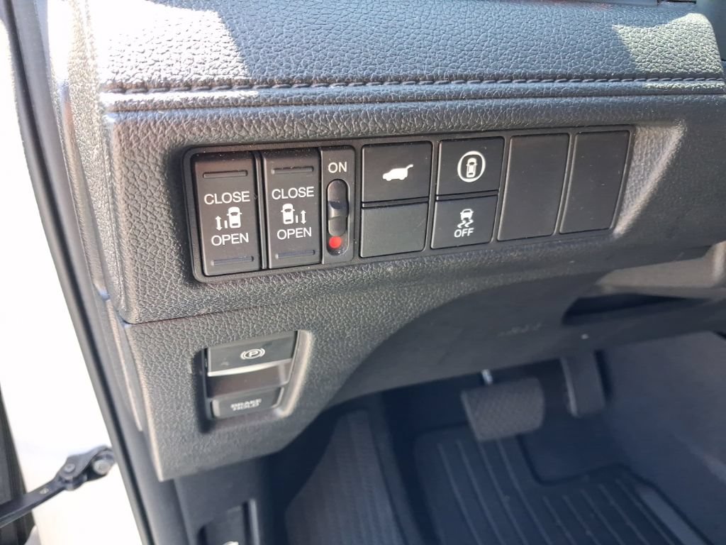 Certified 2024 Honda Odyssey Sport image 26