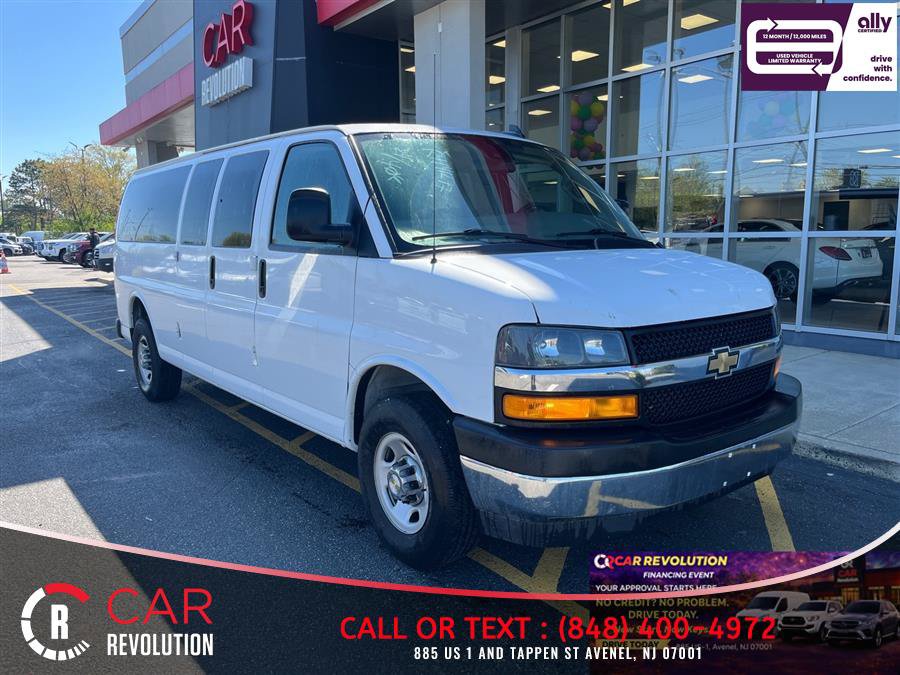 Used 2024 Chevrolet Express 3500 LT w/ LT Preferred Equipment Group RWD image 1