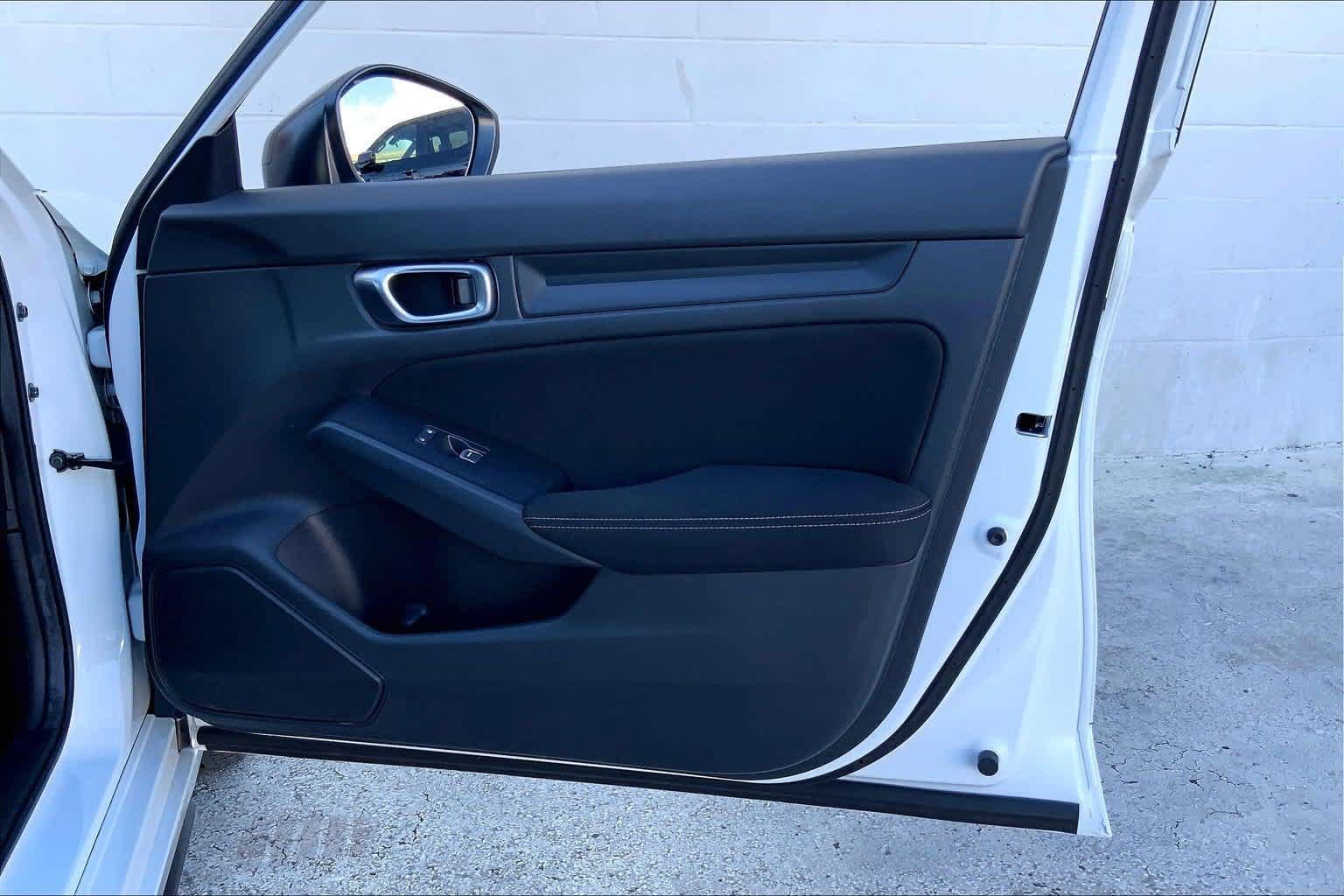 Used 2024 Honda Civic Sport image 28