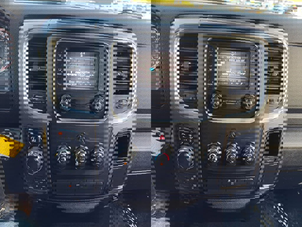 Used 2022 RAM 1500 Classic SLT image 10