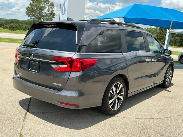 Certified 2024 Honda Odyssey Touring image 3