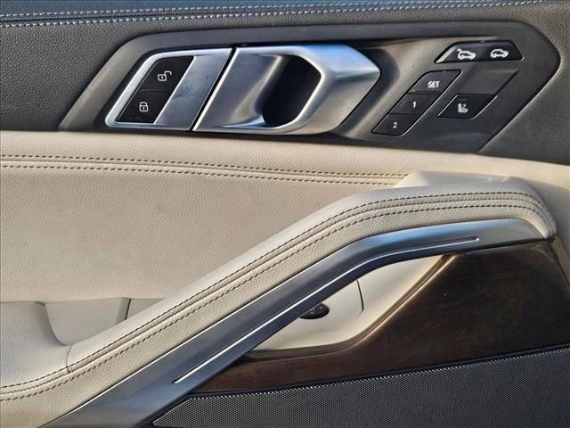 Used 2020 BMW X6 M50i w/ Premium Package AWD/4WD image 6