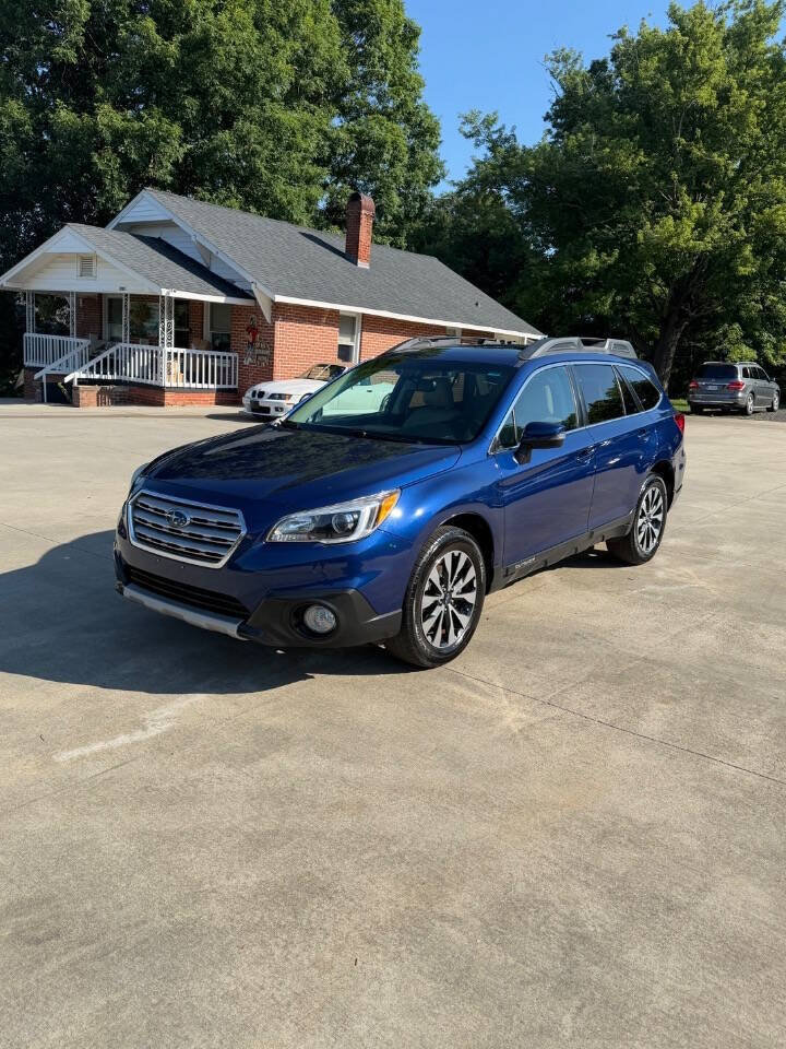 Used 2016 Subaru Outback 3.6R Limited AWD/4WD image 1