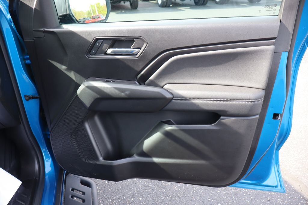 Used 2023 Chevrolet Colorado LT w/ LT Convenience Package II AWD/4WD image 25