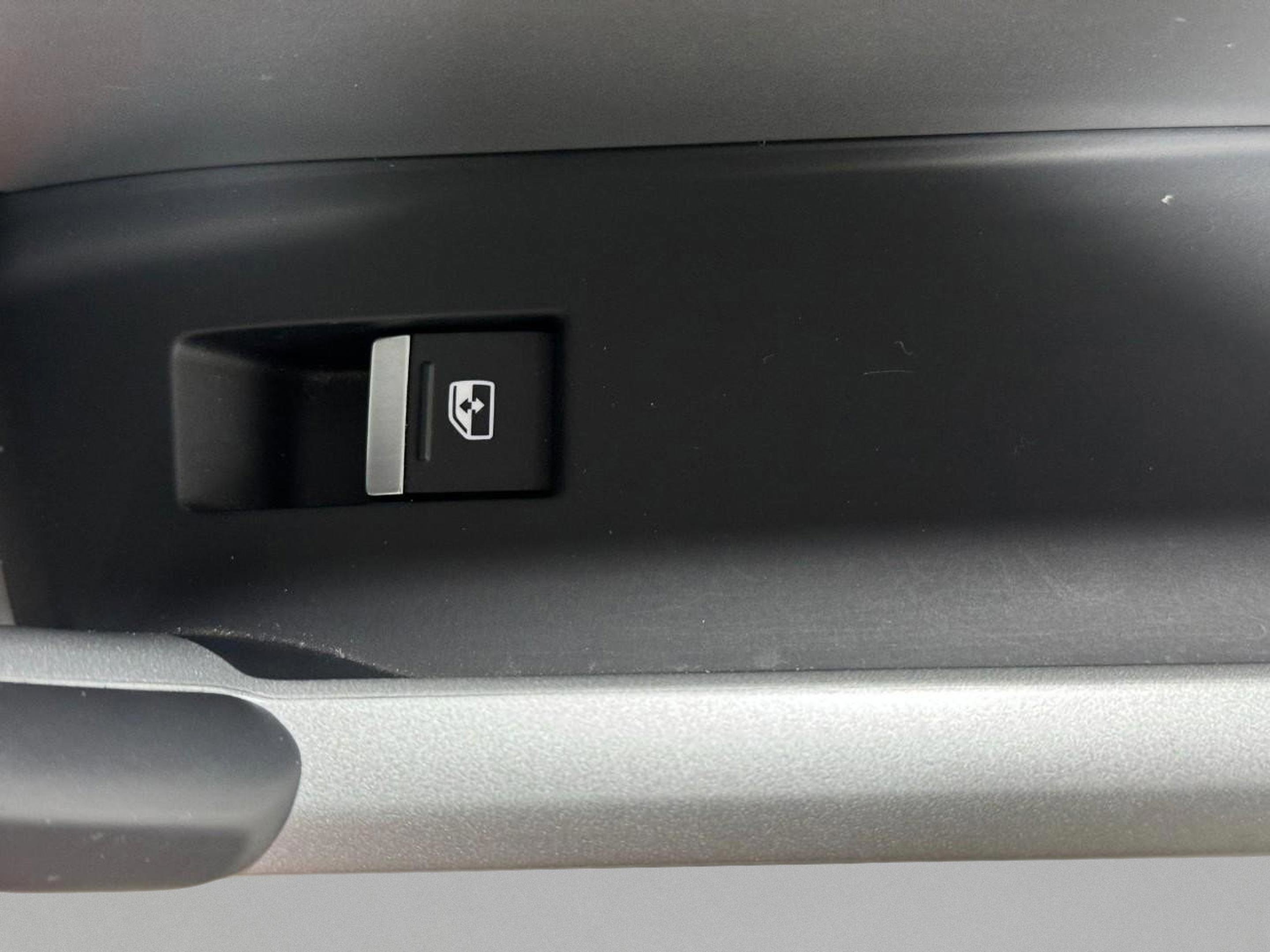 Certified 2022 Audi Q3 2.0T Premium w/ Convenience Package image 21