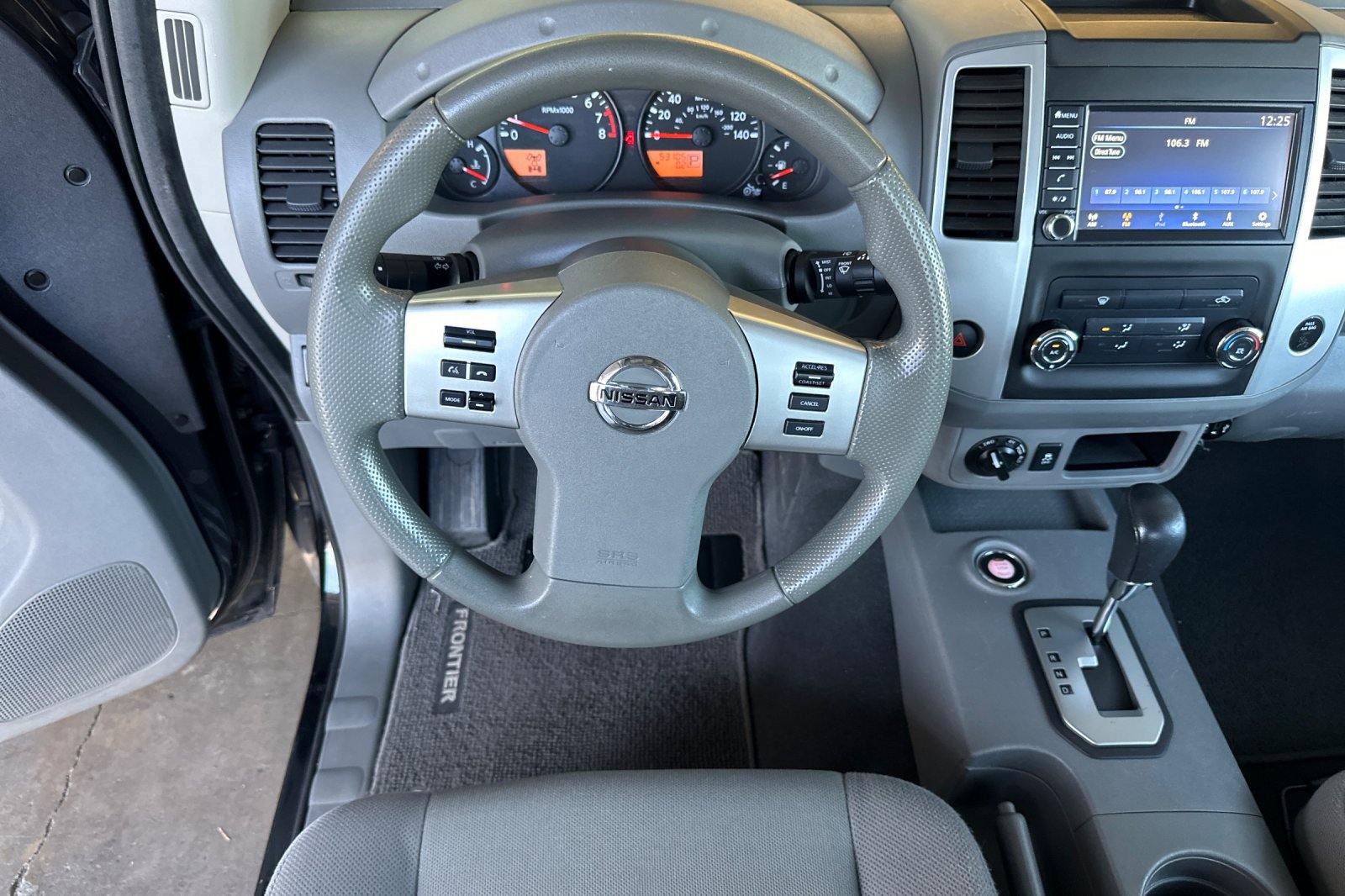 Used 2020 Nissan Frontier S AWD/4WD image 14
