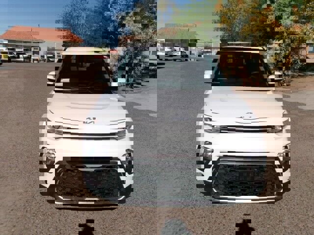 Used 2022 Kia Soul LX w/ Technology Package image 4