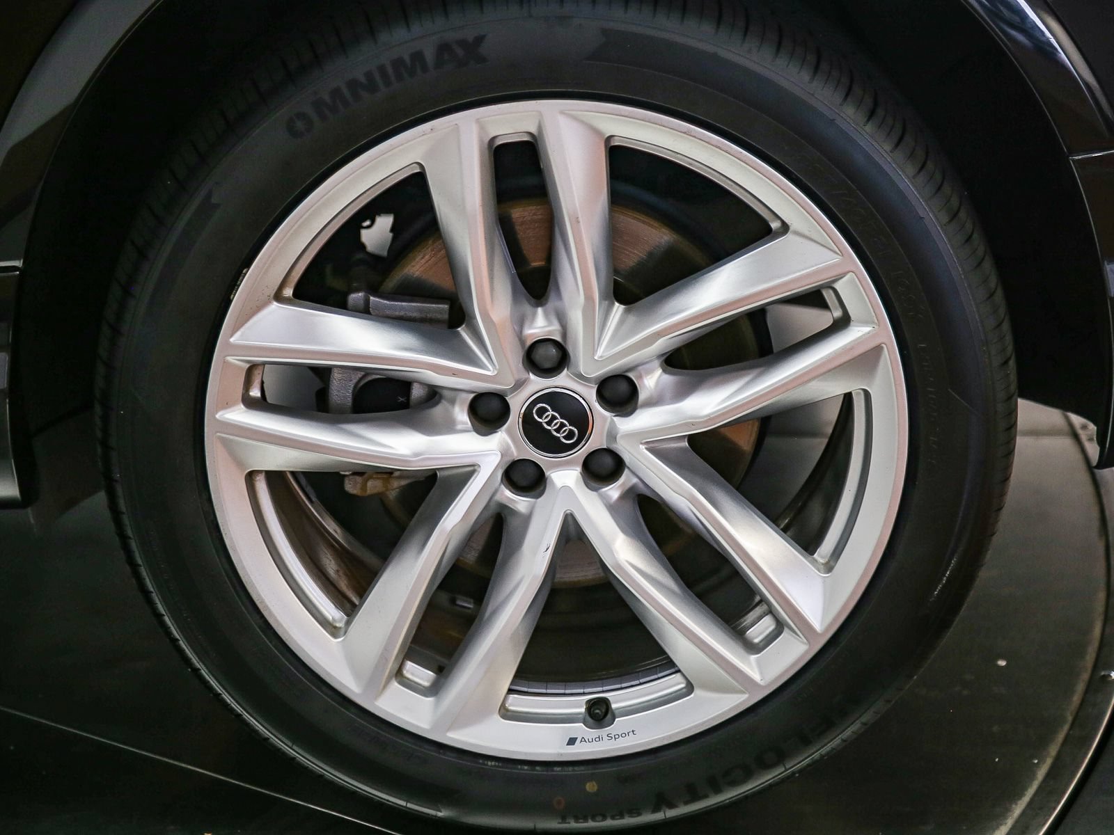 Used 2018 Audi Q7 3.0T Prestige w/ Prestige Package AWD/4WD image 11
