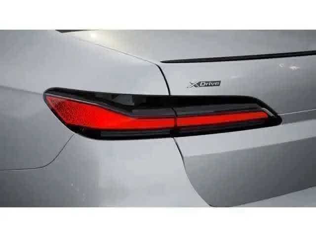 New 2026 BMW 760i xDrive w/ Executive Package AWD/4WD image 8