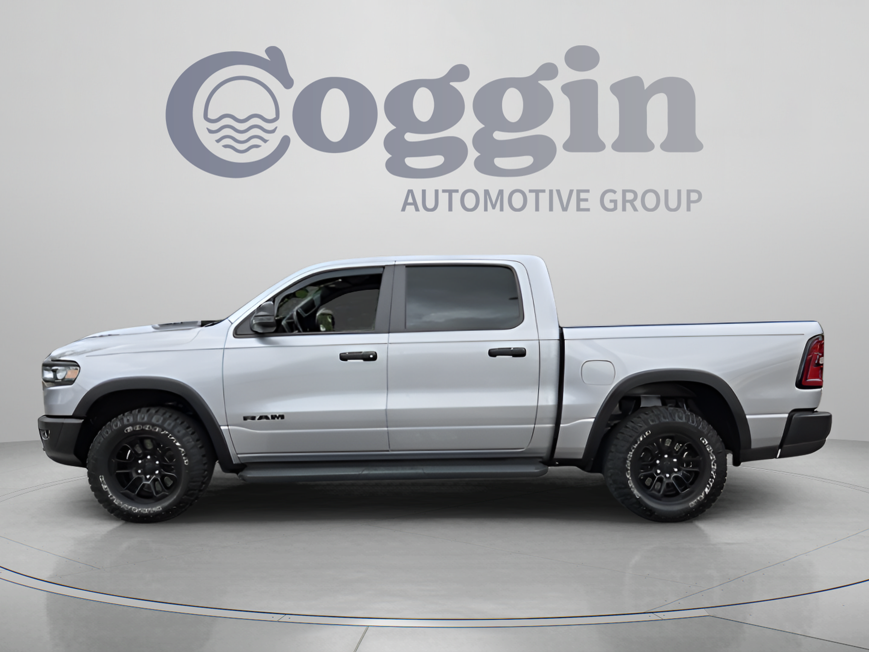 Used 2025 RAM 1500 Rebel w/ Rebel Level 1 Equipment Group AWD/4WD image 2