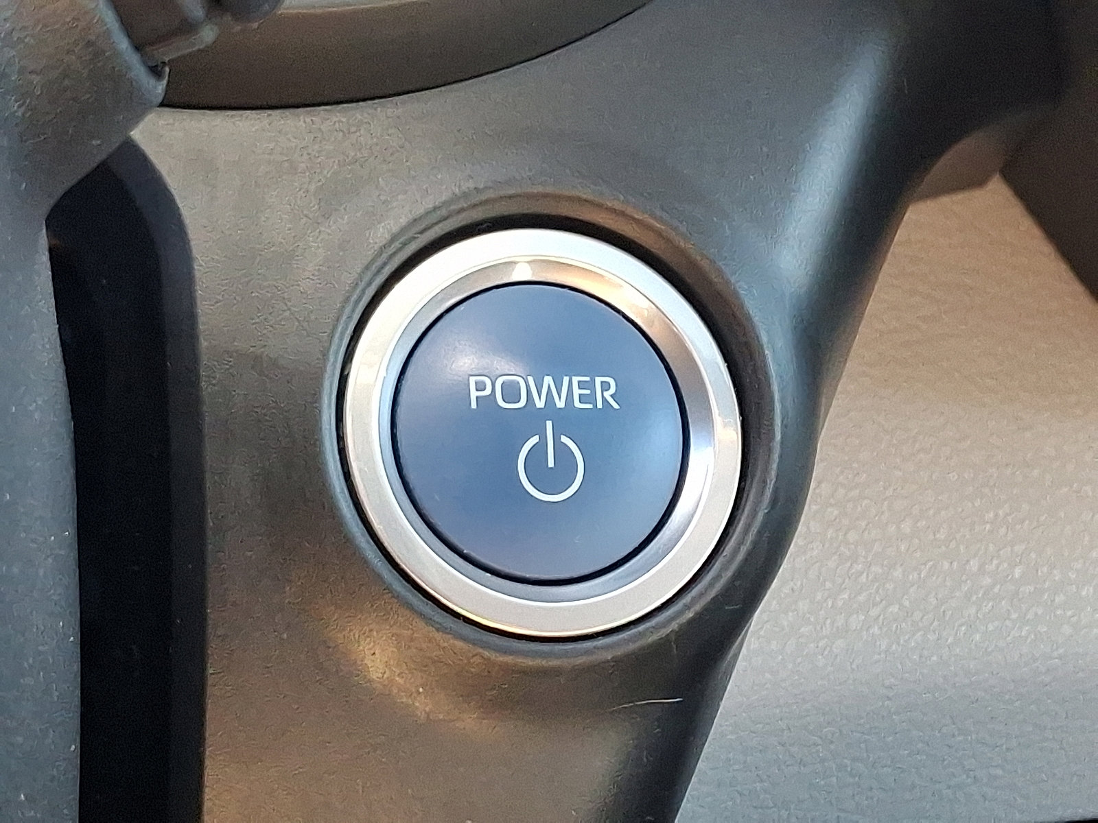 Used 2021 Toyota Sienna XLE image 25