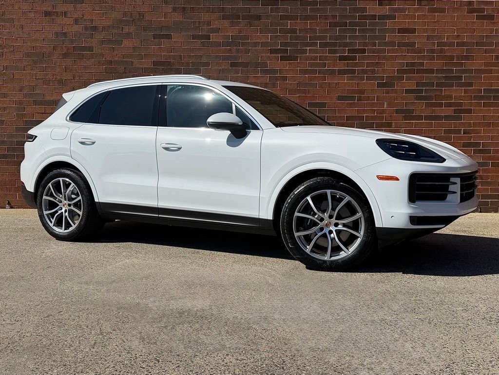 New 2026 Porsche Cayenne image 9