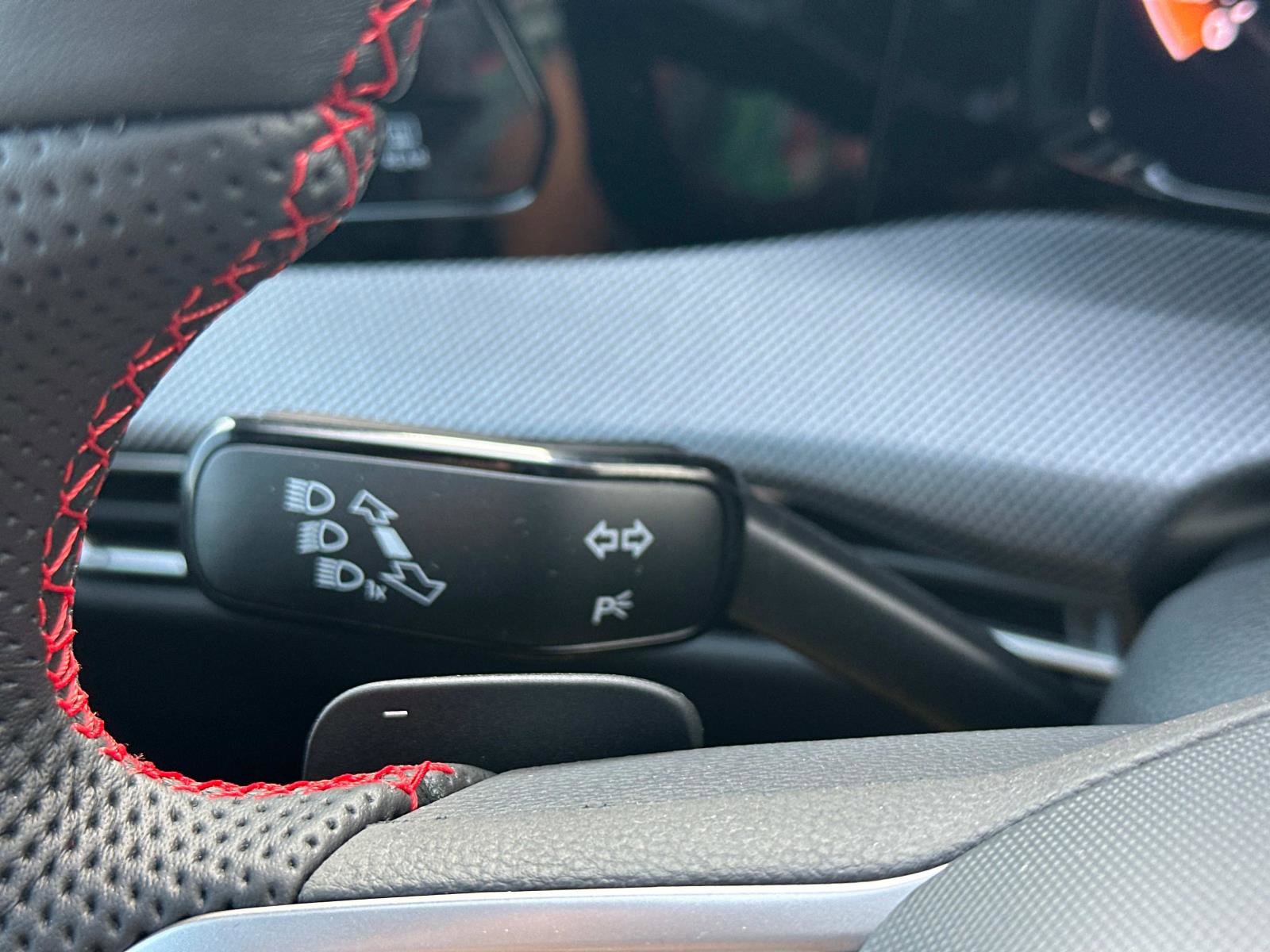 New 2025 Volkswagen GTI SE image 26