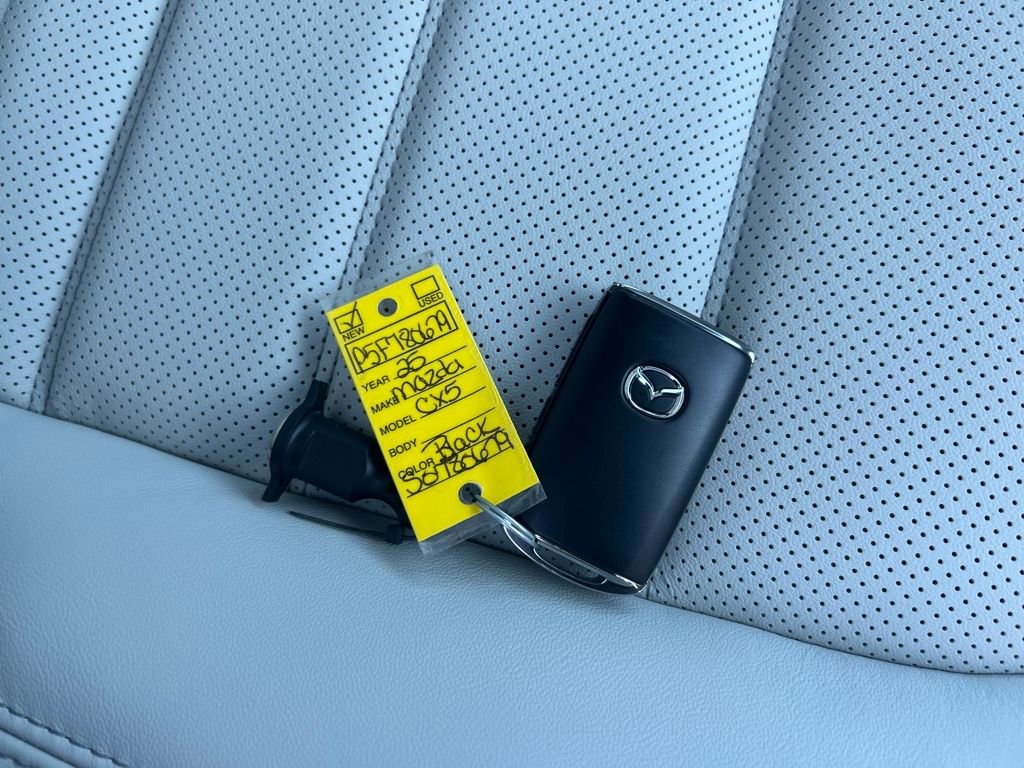 New 2025 MAZDA CX-5 AWD 2.5 S w/ Preferred Package image 31