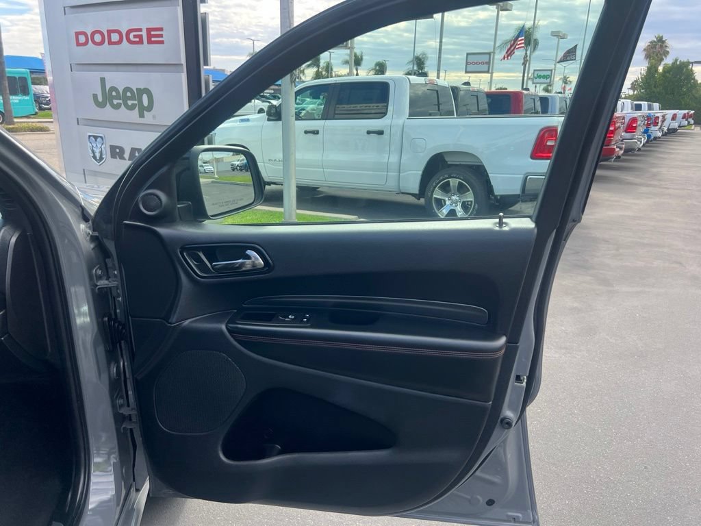 Used 2025 Dodge Durango GT AWD/4WD image 38