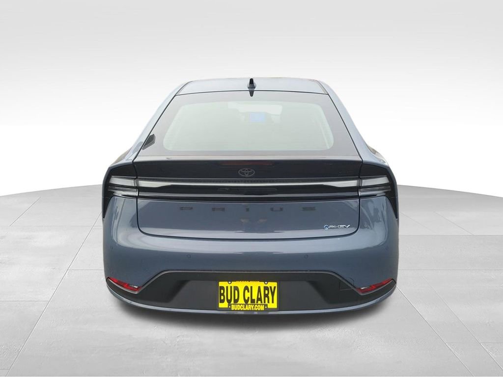 New 2026 Toyota Prius Plug-In Hybrid FWD image 9
