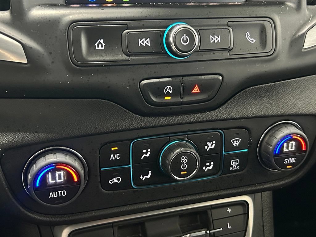 Used 2023 GMC Terrain SLE w/ Driver Convenience Package FWD image 24