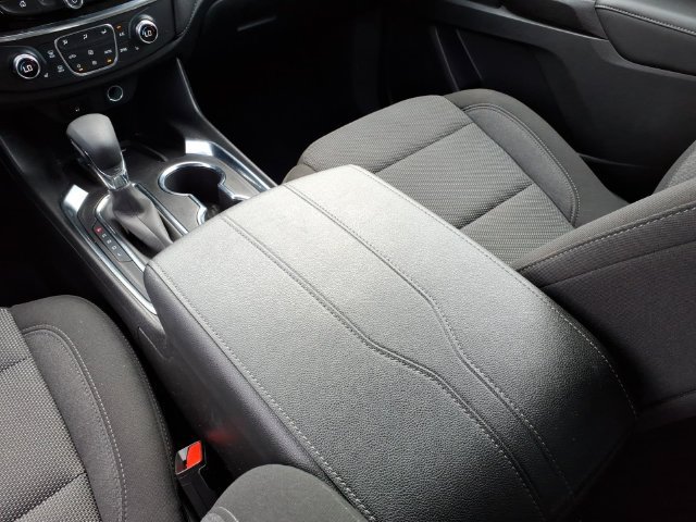 Certified 2023 Chevrolet Traverse LT FWD image 24