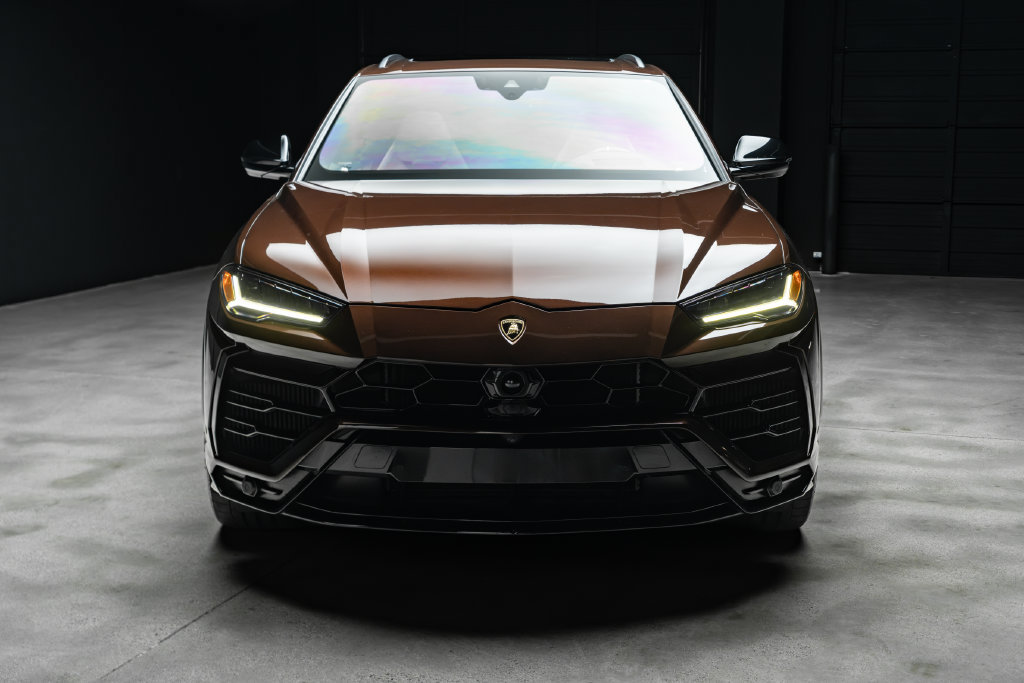 Used 2022 Lamborghini Urus AWD/4WD image 3