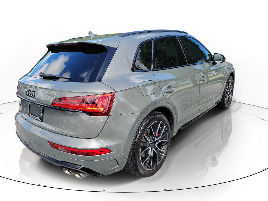 Certified 2024 Audi SQ5 Prestige w/ Prestige Package AWD/4WD image 4