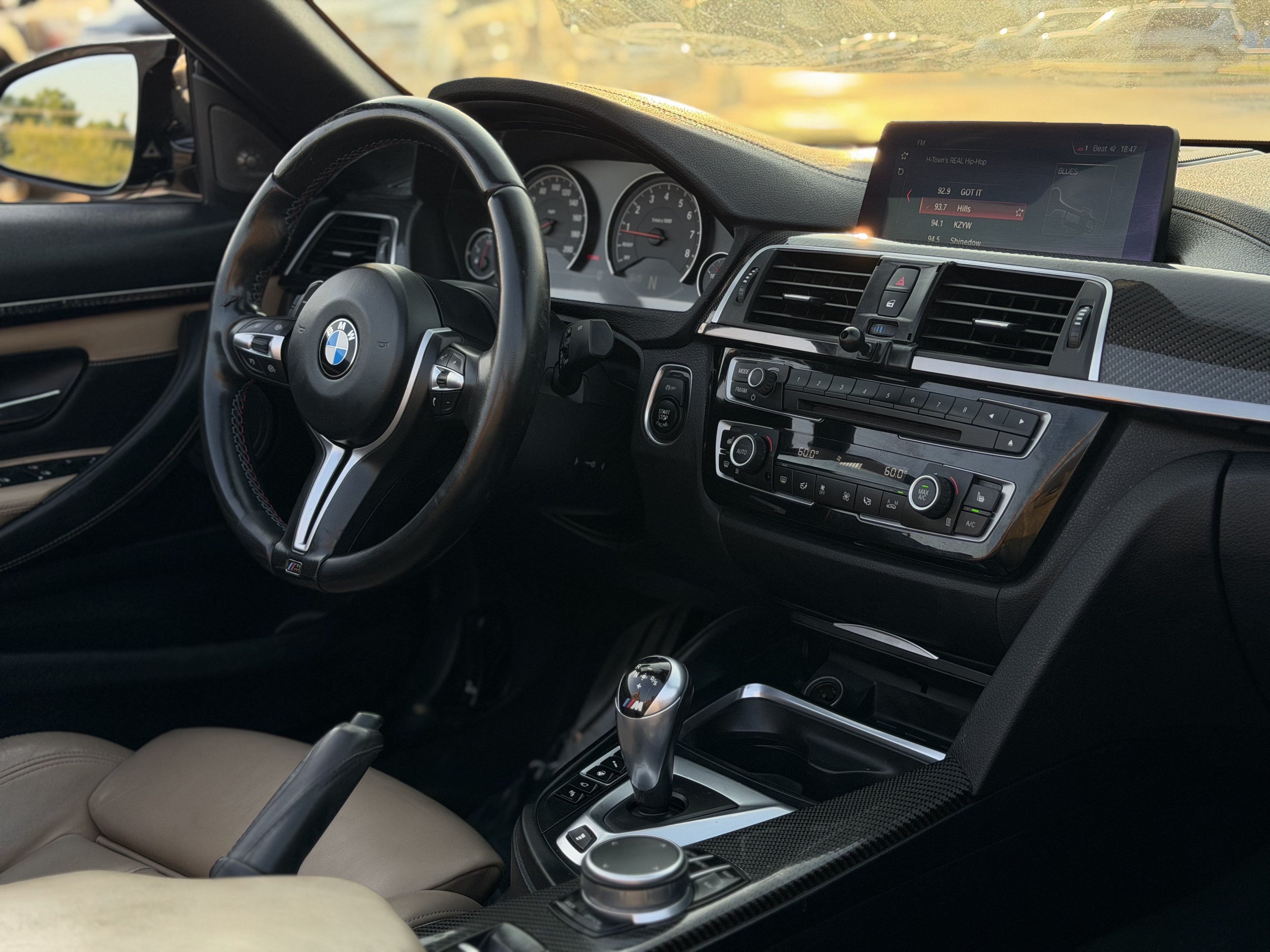 Used 2018 BMW M4 Convertible w/ Competition Package RWD image 35