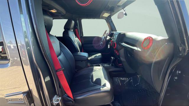 Used 2017 Jeep Wrangler Unlimited Rubicon image 27