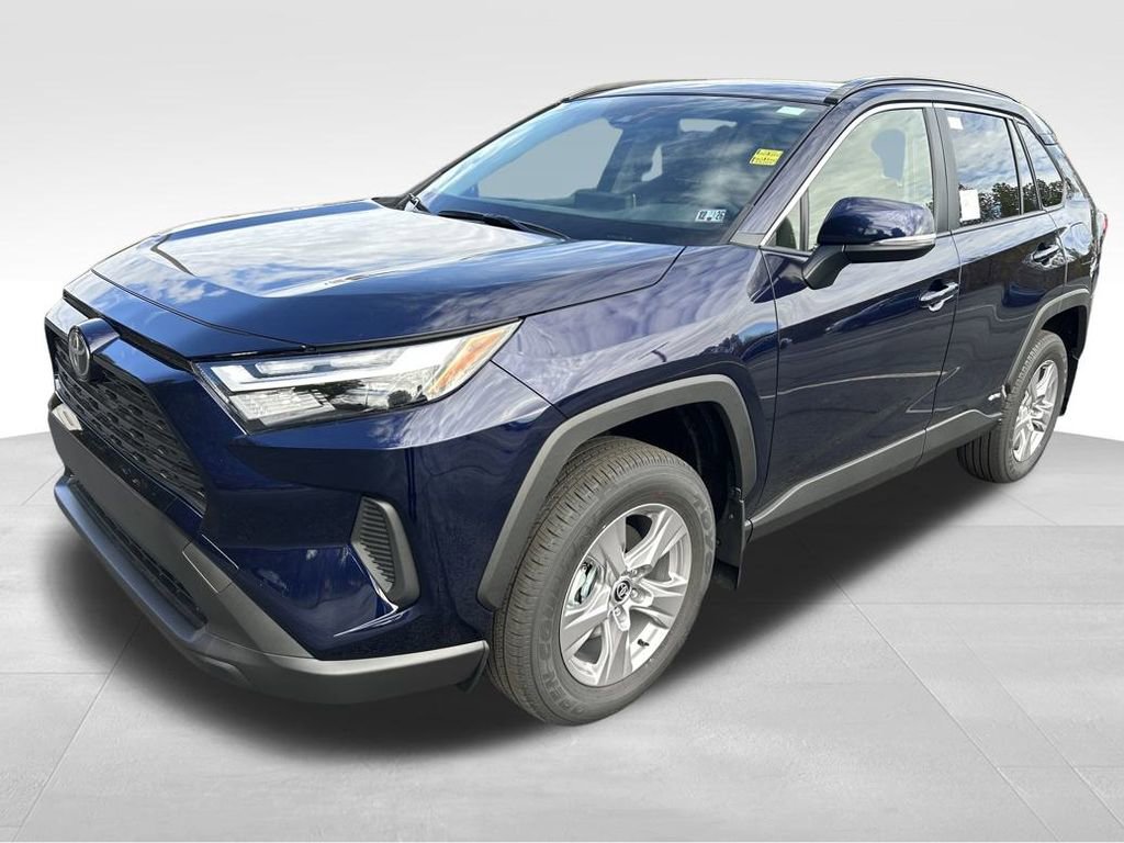 New 2025 Toyota RAV4 XLE