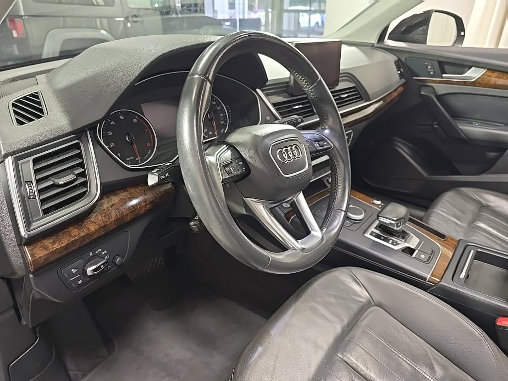 Used 2018 Audi Q5 2.0T Premium w/ Convenience Package AWD/4WD image 17