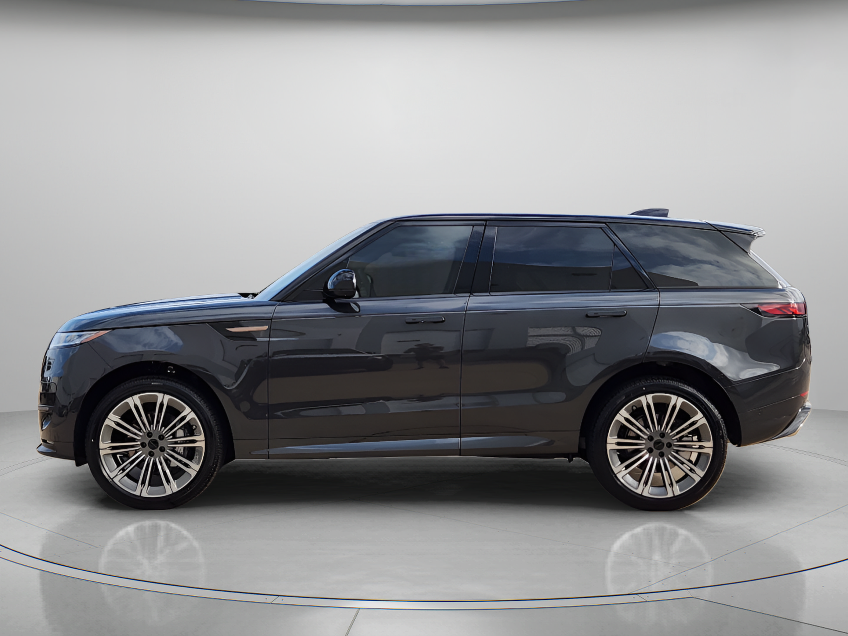 New 2026 Land Rover Range Rover Sport Dynamic SE AWD/4WD image 2